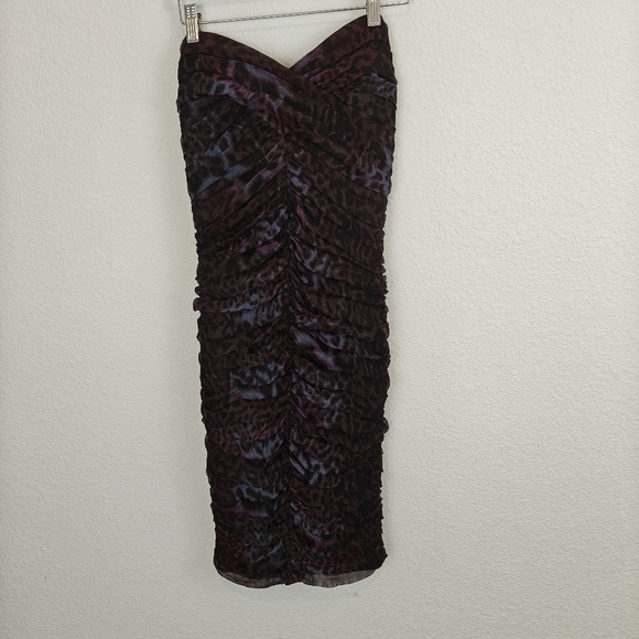 Tadashi Shoji Lotus Pink/Black Leopard Print Silk Ruched Strapless dress 6 - Picture 2 of 12